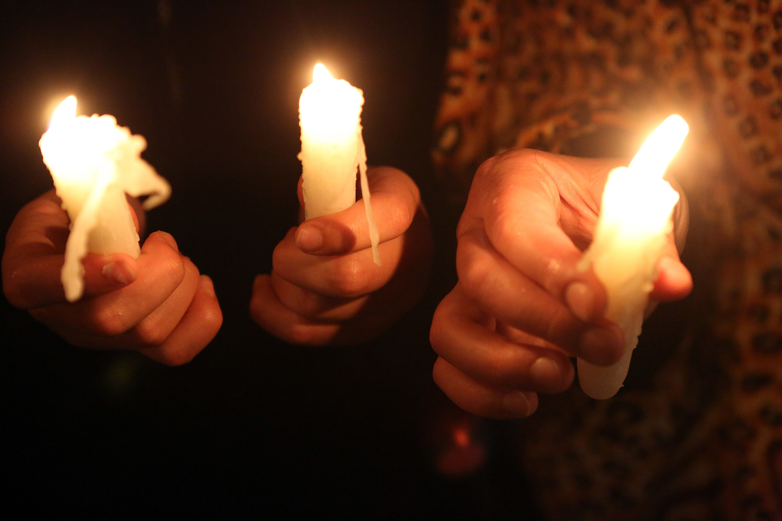 Roanoke church holds vigil for Las Vegas shooting victims Roanoke church holds vigil for Las Vegas shooting victims