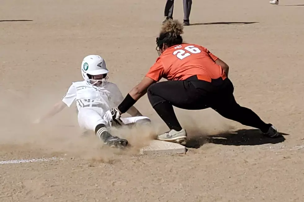 KW Sweeps NC in Diamond Ball Classic Softball